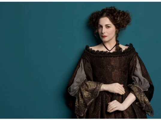 Amira Casar