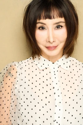 Gloria John