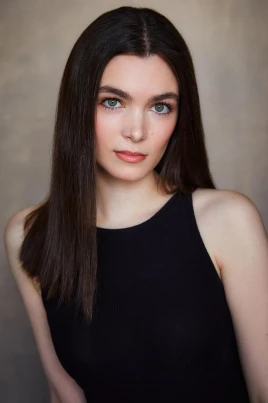 Elizabeth Hunter