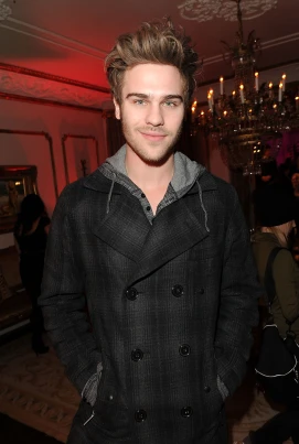 Grey Damon