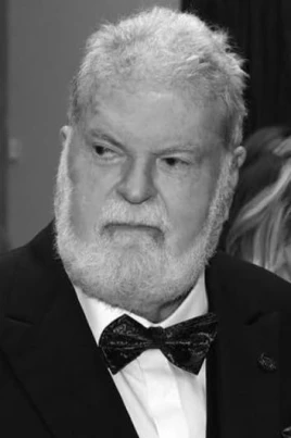 Dean Cundey