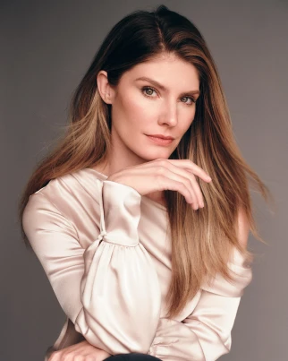 Caitlin Bassett
