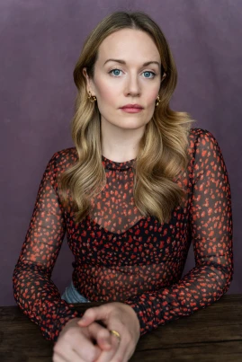 Cara Theobold