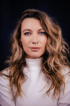 Natalie Zea