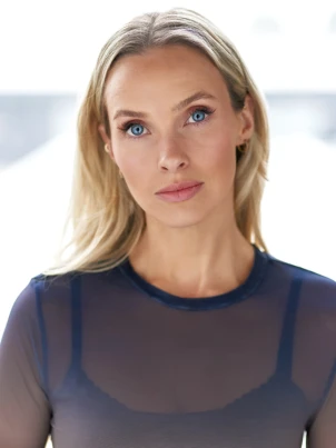 Alicia Banit