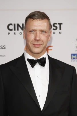 Mikael Persbrandt