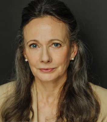 Miriam Smith