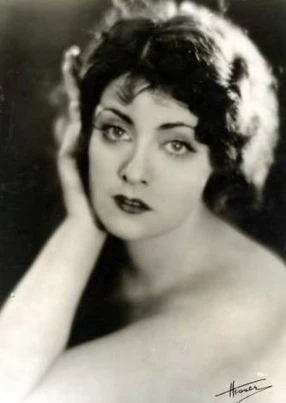 Eve Southern