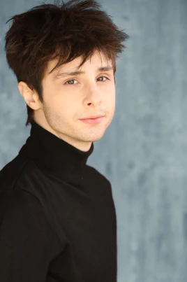 Robbie Tucker