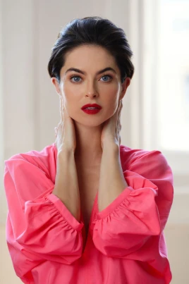 Brooke Lyons