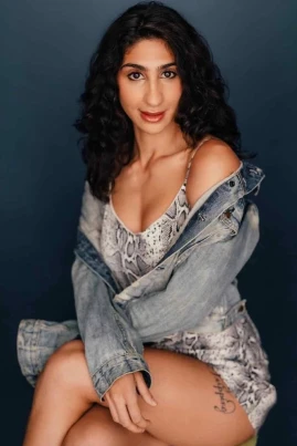 Olivia Khoshatefeh