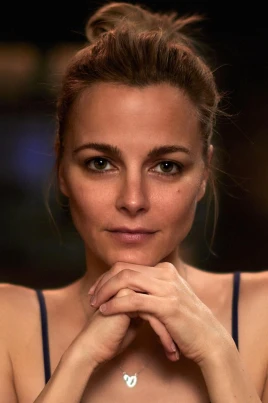 Bojana Novakovic