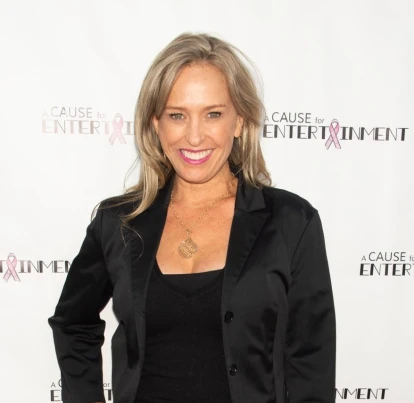 Pamela Holt
