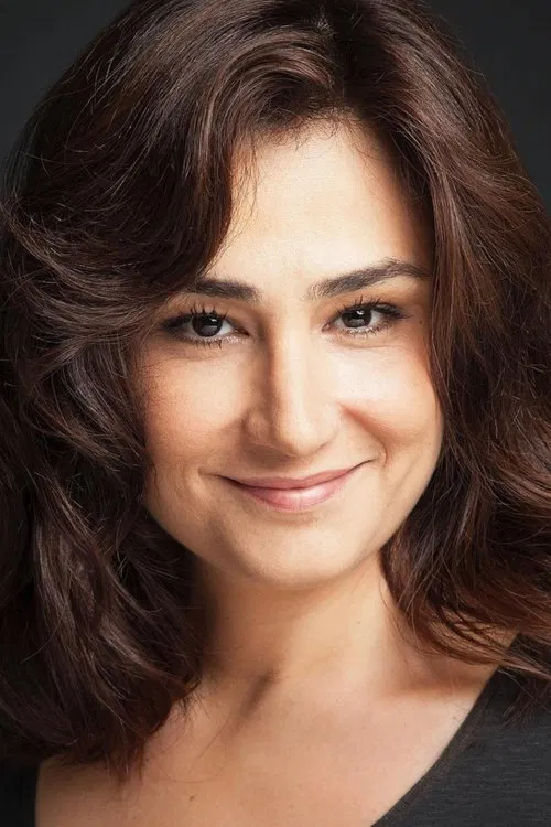 Devin Özgür Çinar